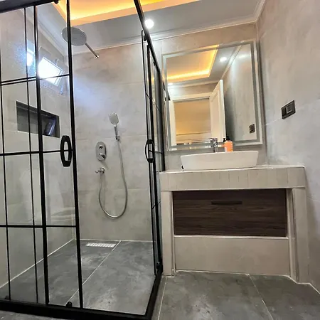 아파트 Merkezde Konsept Daire 케메르